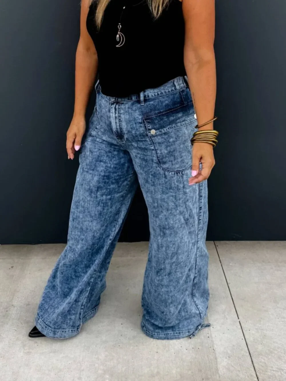 NWT - Blakely Charlie Cinch Hem Wide Leg Jeans Acid Wash Blue Size Large